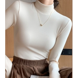 Knitted semi high neck base shirt for women, new autumn and winter interior, black and white autumn clothes, stylish mid neck pullover long sleeved shirt